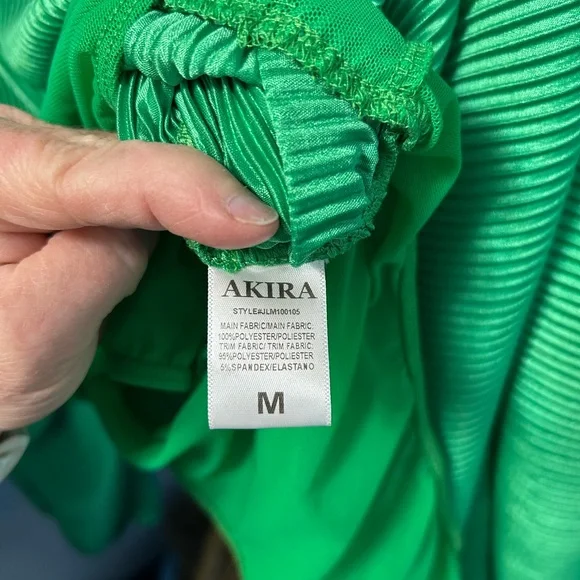 Akira green top/ bodysuit - Picture 3 of 5